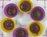 A picture of step 6 of Strawberry Nutella Cupcake.