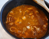 Foto del paso 4 de la receta: Fideuá de chipirones, champiñones y gambas