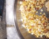 A picture of step 1 of Sundheela(gond and atta halwa).