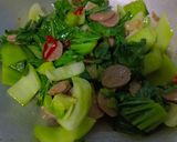 Foto langkah ke 7 dari resep Tumis pokcoy bakso.
