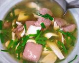 รูปขั้นตอนการทำที่ 4 ของ ต้มเลือดหมูกุยช่ายเซี่ยงจี๊ตับ