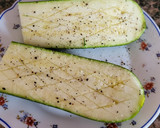 Foto del paso 2 de la receta: Calabacín con aguacate y queso gratinado