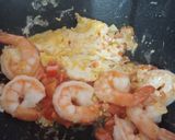 รูปขั้นตอนการทำที่ 3 ของ ข้าวผัดกุ้ง เมนูเด็ก 2 ขวบ ผู้ใหญ่ก็กินได้