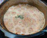 A picture of step 4 of Gajar- beetroot halwa in pressure cooker.