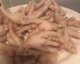 A picture of step 1 of Easy beer chicken feet.