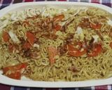 Foto langkah ke 4 dari resep Mie goreng homemade, enak, mudah dan sehat.