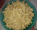 Foto del paso 1 de la receta: Molotes de Pollo/Empanadas de pollo