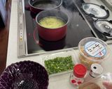 A picture of step 1 of You Po Mian (Xi'an-Style Oil-Splashed Noodles).