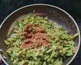 A picture of step 3 of Masala Gwar/Guar ki fhali ki bhaji.