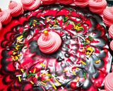 A picture of step 14 of Birthday cake.