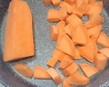 Foto del passaggio 1 della ricetta Salmone con Patate Dolci in Friggitrice ad Aria
