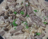 A picture of step 5 of Beef Stroganoff.