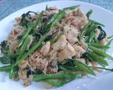 รูปขั้นตอนการทำที่ 3 ของ เส้นหมี่ผัดผักบุ้งใส่ไก่