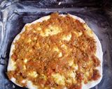 A picture of step 4 of Fish Pizza.