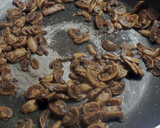 Foto del paso 1 de la receta: Casarecce con salsa de trufa y champiñones