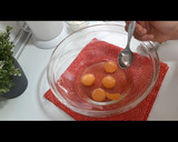 Foto del paso 1 de la receta: Magdalenas caseras de yogur muy esponjosas y ricas