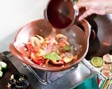Foto langkah ke 4 dari resep Tumis Oyong Udang.