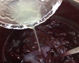 A picture of step 4 of Cherry pie filling.