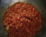 A picture of step 1 of Special creamy egg masala.