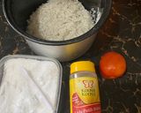 Foto langkah ke 1 dari resep Nasi Tomat Rice Cooker.