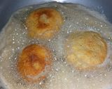 A picture of step 4 of Coated filled doughnuts.