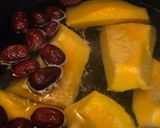Hình bước làm 2 của món Đu Đủ Tiềm Táo Đỏ, Tuyết Nhĩ