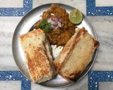 A picture of step 6 of Pav Bhaji.