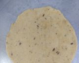 A picture of step 2 of Masala poori.