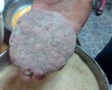 Foto del paso 9 de la receta: Hamburguesas con cebollita
