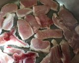 Foto del paso 3 de la receta: Chuletas de cerdo en pasilla