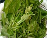 Hình bước làm 1 của món Đọt Su Su Xào Tỏi