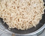 Foto langkah ke 1 dari resep Mie Goreng Jawa.