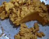 A picture of step 1 of Besan Pista Modak.