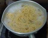 Foto langkah ke 2 dari resep Spaghetti Goreng Jawa.