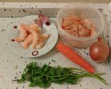 Foto del paso 1 de la receta Lubina a la plancha y arroz integral con langostinos al ajillo