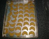 Foto langkah ke 5 dari resep Cashew cookies (Kue Kacang Mede).