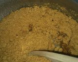 A picture of step 3 of Manhatan cheesecake cupcakes.