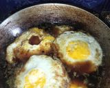 Foto langkah ke 4 dari resep 3. Telur Masak Kecap.