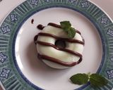 Foto del passaggio 6 della ricetta Panna cotta donuts, al cioccolato e menta