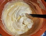 Áfonyás fehercsokis sajttorta recept fázis 4 fotója