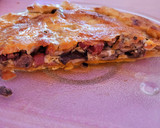 Foto del paso 9 de la receta: Tarta de setas, jamón, longaniza y algo más