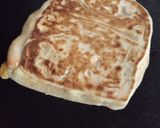 Gambar langkah 6 resipi Roti Canai Telur & Serunding.