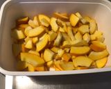 Une image de l'étape 4 de Courgette orange au céleri branche et curry.