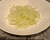Foto langkah ke 4 dari resep Fresh Green Papaya Salad.