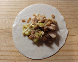 Foto del paso 5 de la receta: Gyozas 🥟 de gamba 🦐 y calamar 🦑