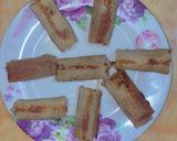 A picture of step 7 of Bread Sausage Rolls.