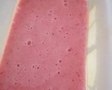 A picture of step 4 of Strawberry Frozen Yoghurt.
