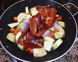 Foto del paso 2 de la receta: Macarrones con Costillas de cerdo y verduras