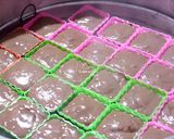Foto langkah ke 6 dari resep Brownies Kukus Keju.