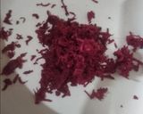 Foto langkah ke 1 dari resep Pinku Overnight Oat Milk Beetroot.